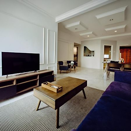 Century Bay Private Residences Sungai Dua Bukit Exterior foto